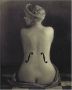 716.	Man Ray (1890-1976) : Le violon d'Ingres, 1924. Epreuve aux sels d'argent rehaussée de crayon et encre de Chine, 28,2 x 22,5 cm. Paris, musée national d'Art moderne - Centre Georges-Pompidou.