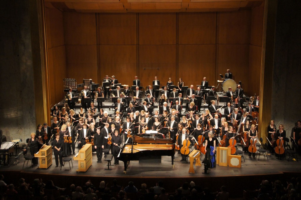 Esa-pekka Salonen, Pierre-Laurent Aimard, Valérie Hartmann-Claverie, Philharmonia orchestra